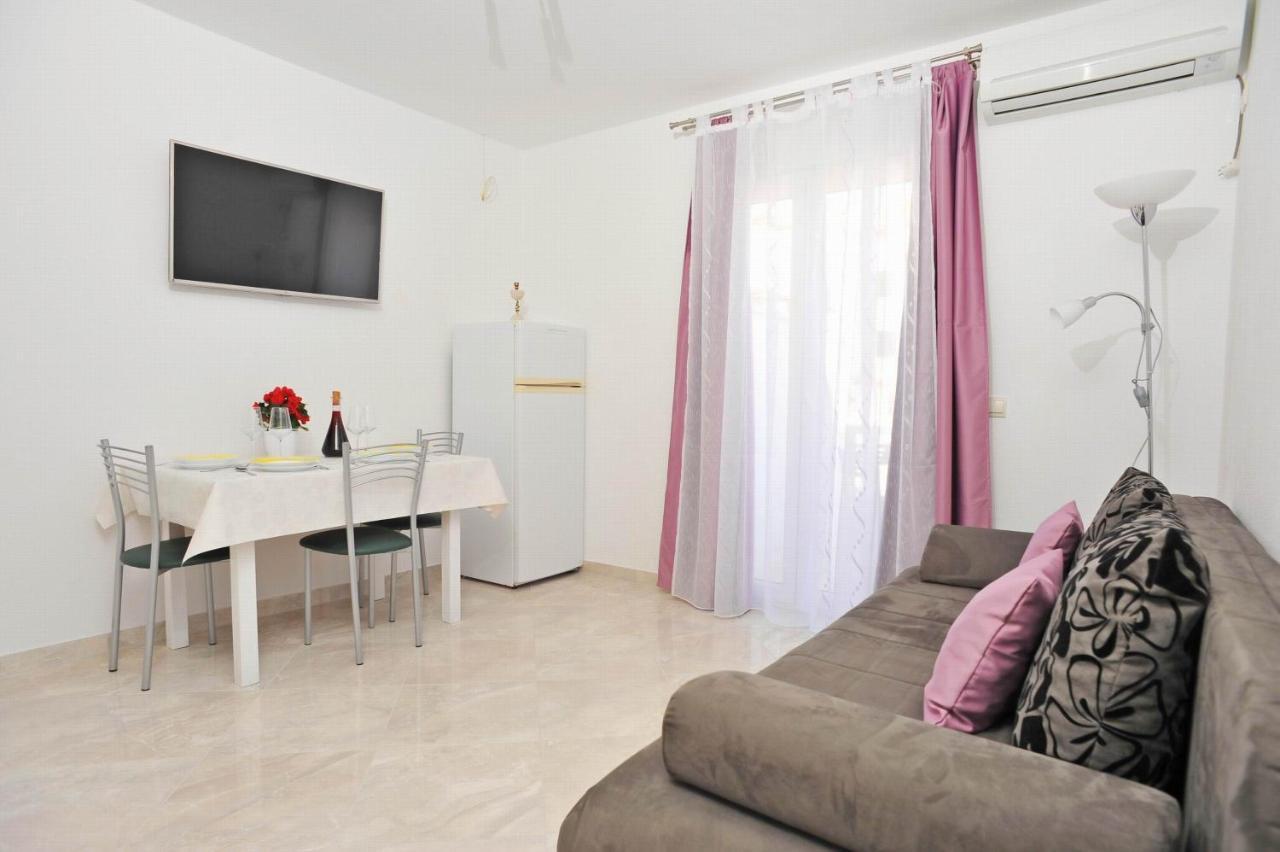 Apartments With A Parking Space Sutivan, Brac - 752 Exterior foto