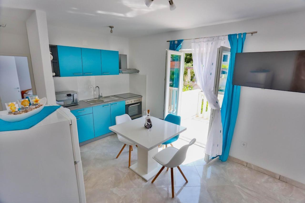 Apartments With A Parking Space Sutivan, Brac - 752 Exterior foto