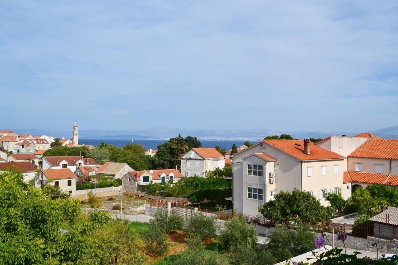 Apartments With A Parking Space Sutivan, Brac - 752 Exterior foto