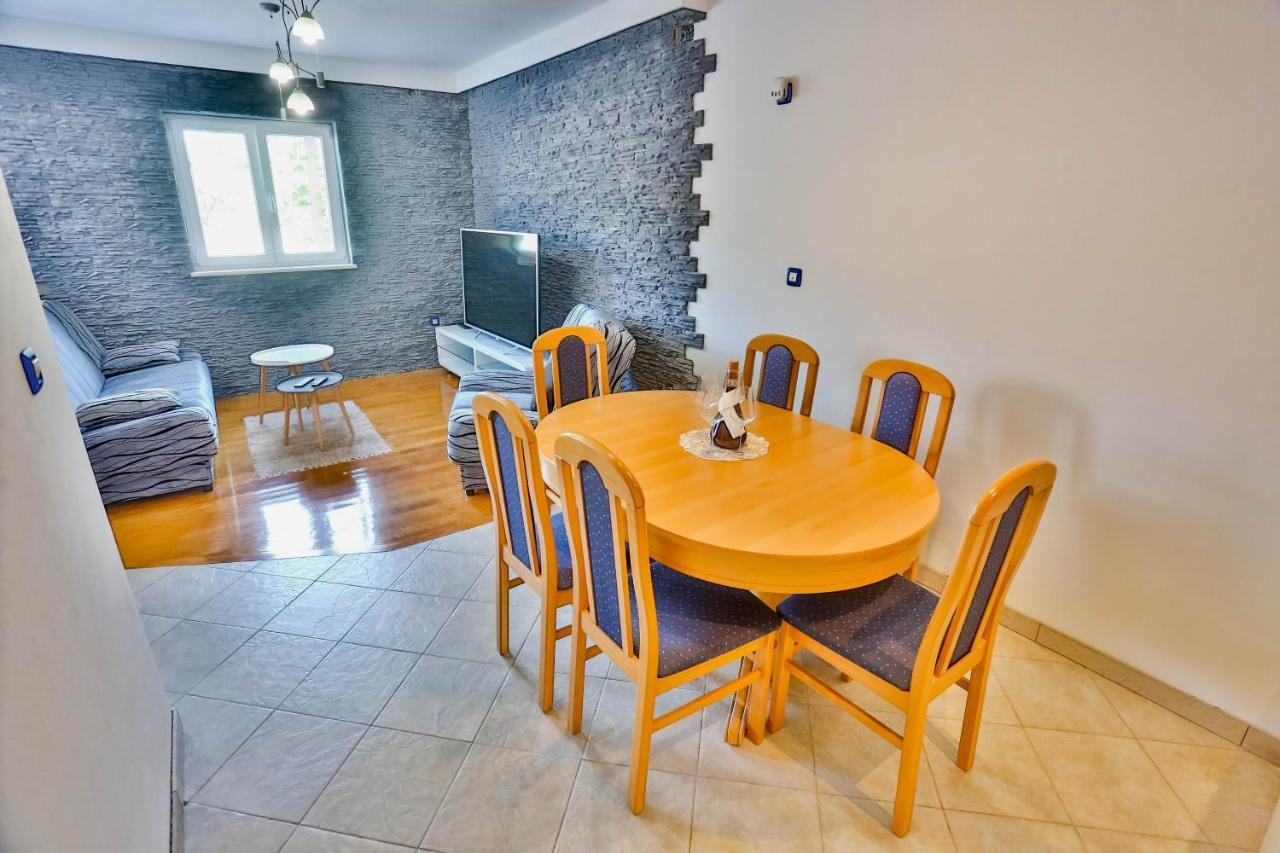 Apartments With A Parking Space Sutivan, Brac - 752 Exterior foto