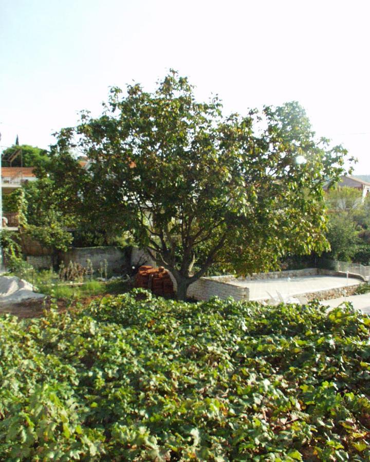 Apartments With A Parking Space Sutivan, Brac - 752 Exterior foto