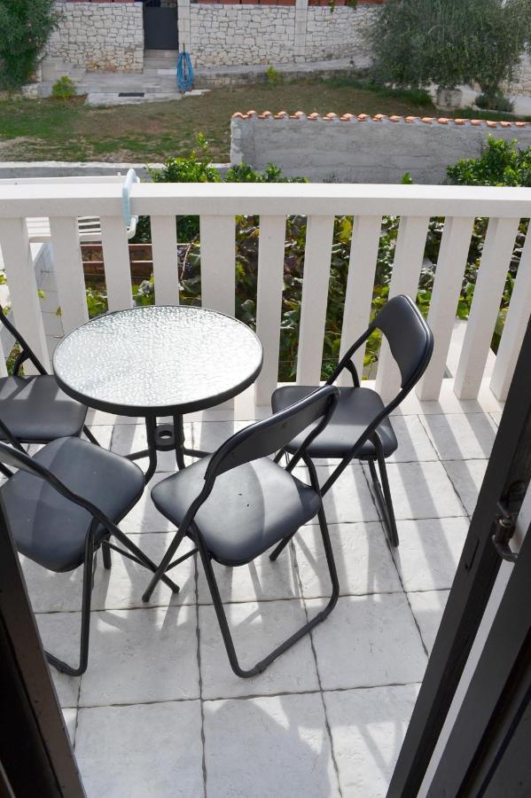 Apartments With A Parking Space Sutivan, Brac - 752 Exterior foto