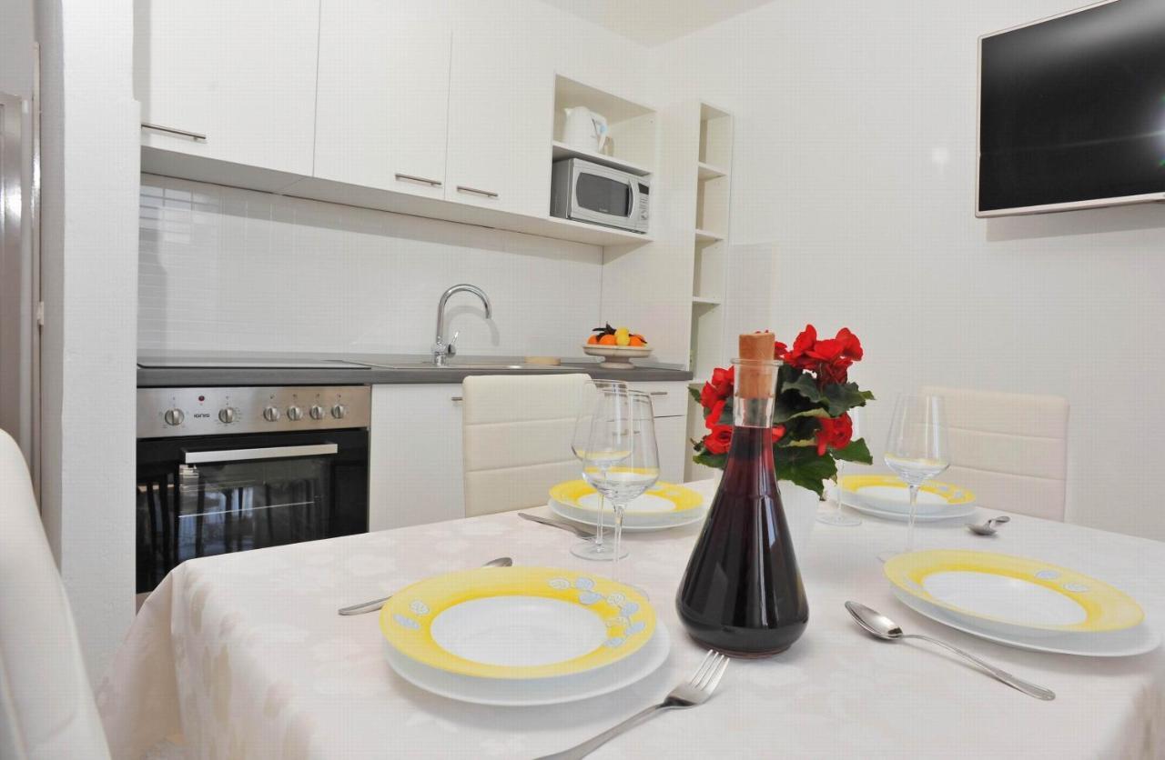 Apartments With A Parking Space Sutivan, Brac - 752 Exterior foto