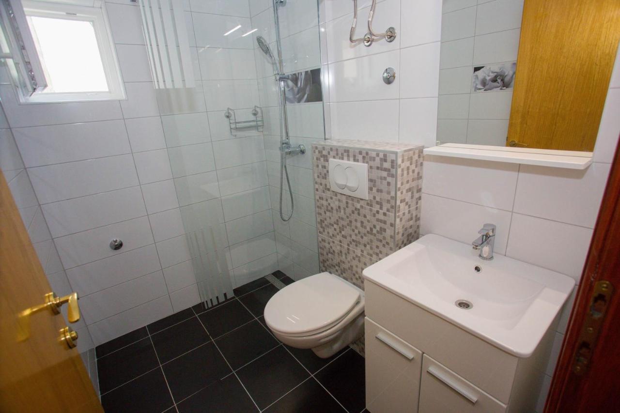 Apartments With A Parking Space Sutivan, Brac - 752 Exterior foto